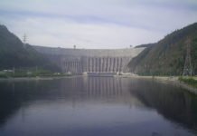 Wasserkraftwerk-Russland